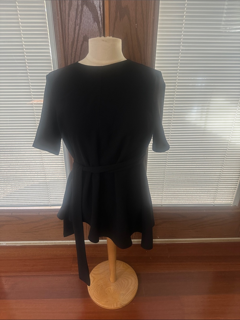Zara Black Short-Sleeve Waist-Tie Peplum Top